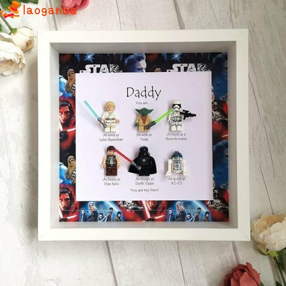 Superhero Photo Frame Wall Artwork Retro Cartoon Character Family Decoration Unique Gift for Father's Day Home Bedroom Decoration Superhero Themed Photo Frame Decoration