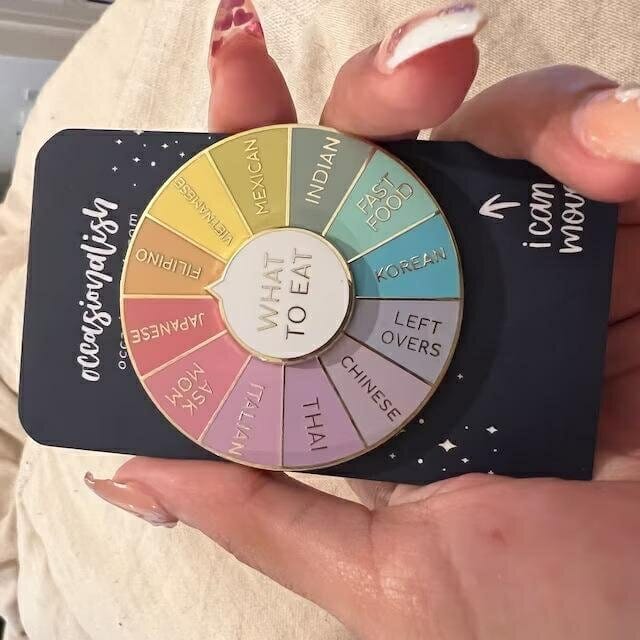 Turnable Roulette Fun Pins Tangle Gospel Personality Enamel Brooch