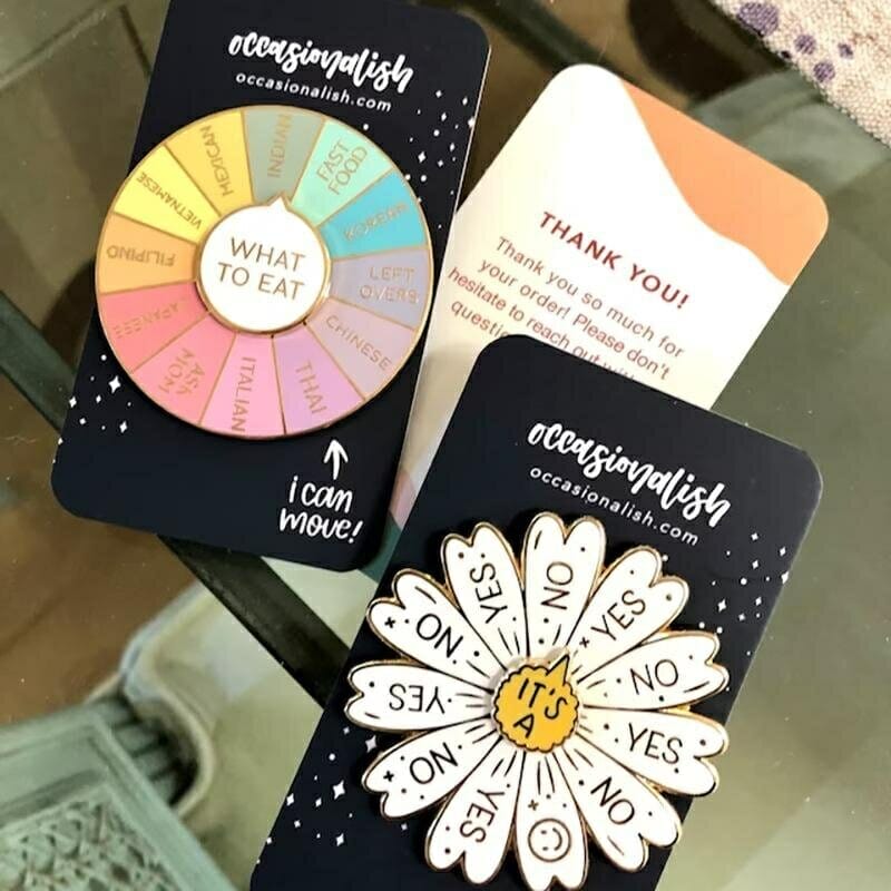 Turnable Roulette Fun Pins Tangle Gospel Personality Enamel Brooch