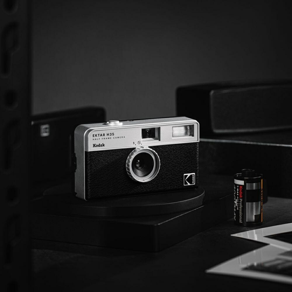 KODAK EKTAR H35 HALF FRAME Reusable Analogue Point Shoot 135 35mm Film MVP CAMERA