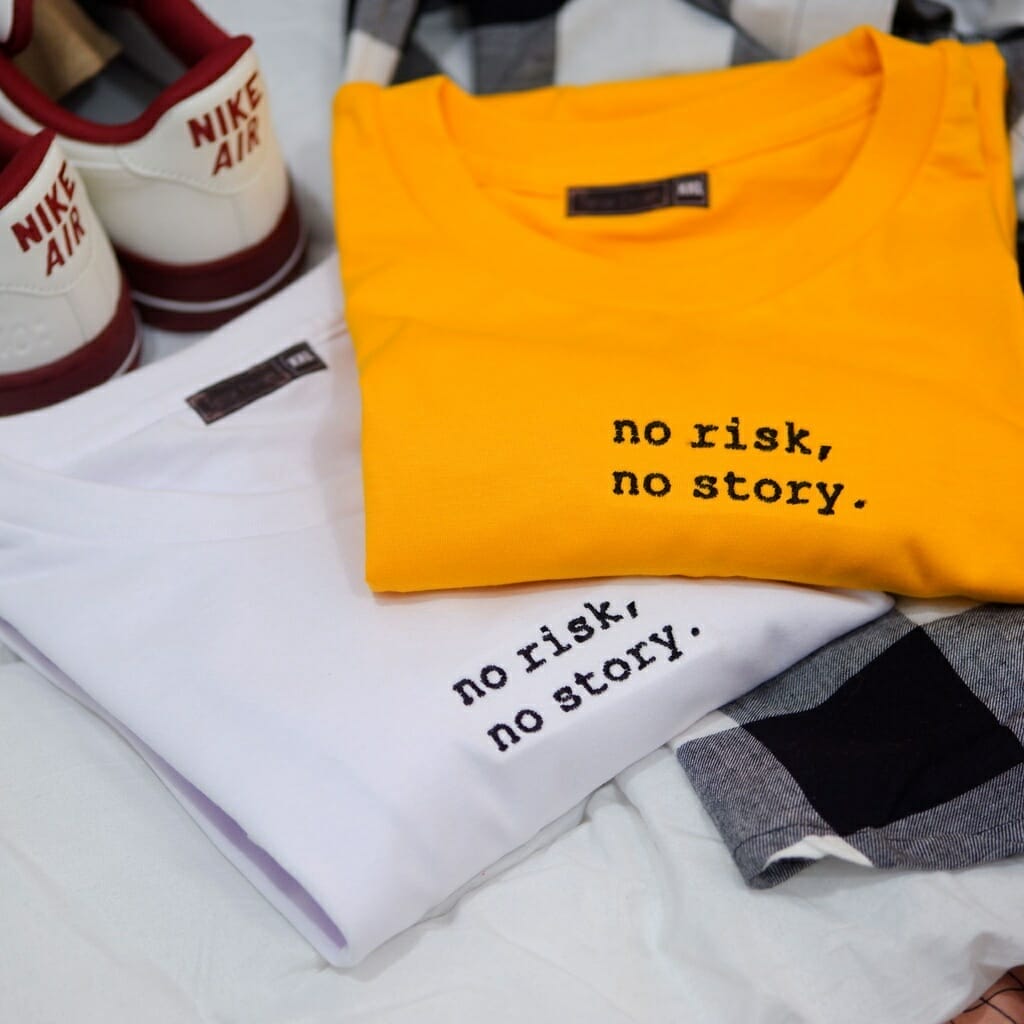 Embroidered NO RISK, NO STORY. | TEAR DRAFT CLOTHING