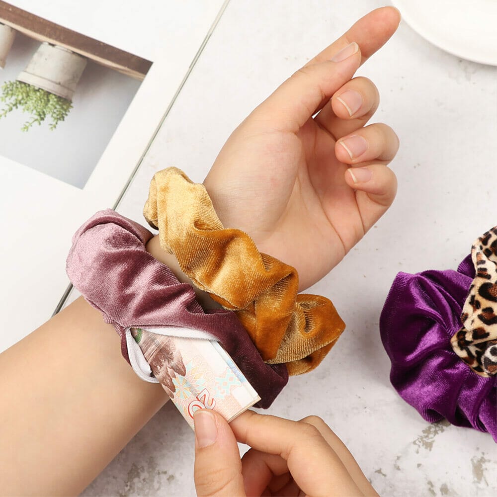 1PC Large Intestine Hairband Velvet Scrunchies With Pocket Zipper Hair Ties for Women Big Girl Stuff Scrunchy Hidden Hair Scrunchie Ponytail Holder Elastic Bands Gift for Friend