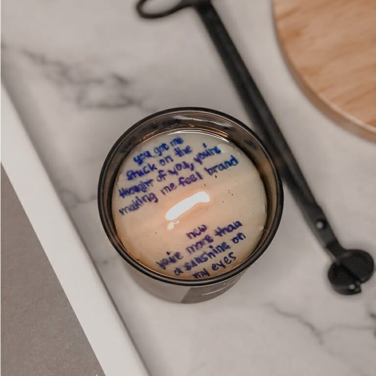 Scented Candle with hidden/surprise message (customizable written message in the candle) 200 ml