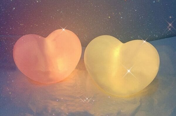 Creative Love Heart Night Light Desk Lamp Cute Romantic Gift Bedroom Decor(Included Battery)