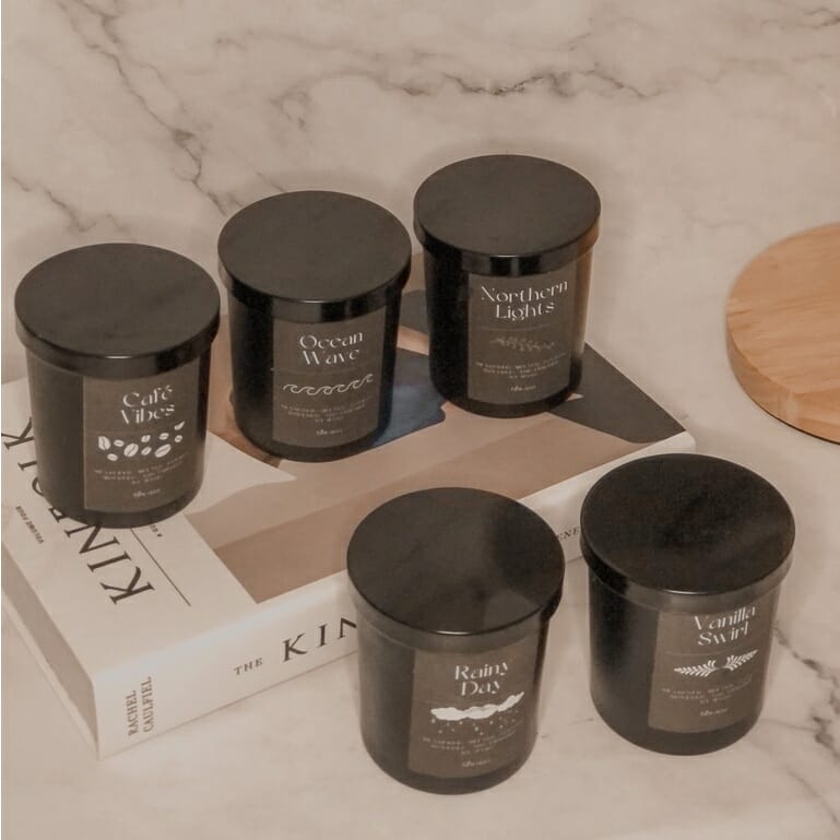 Scented Candle with hidden/surprise message (customizable written message in the candle) 200 ml